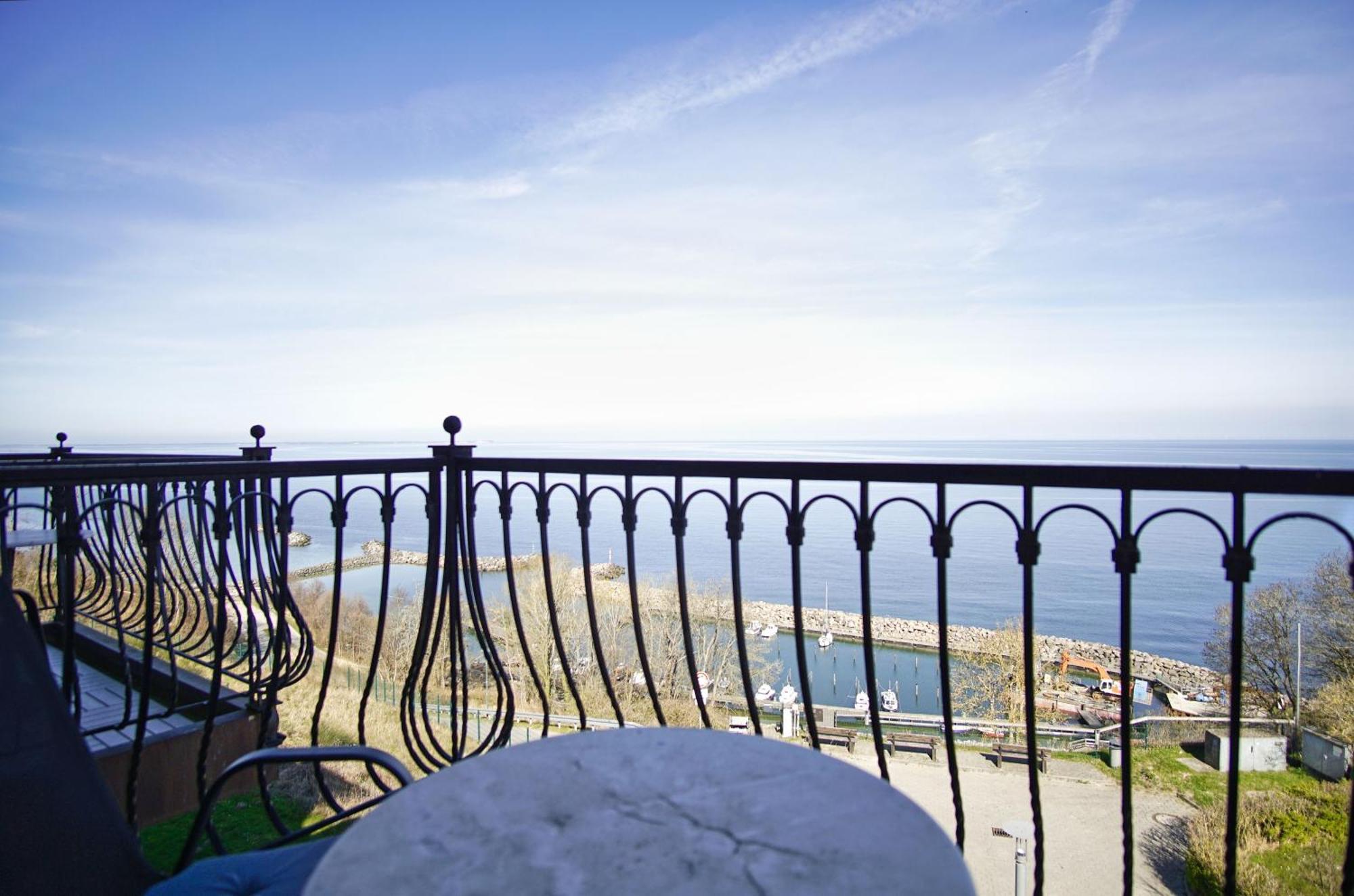 Ferienwohnung Mit Traumhaftem Meerblick - Haus Am Meer Fewo 11 Lohme Buitenkant foto