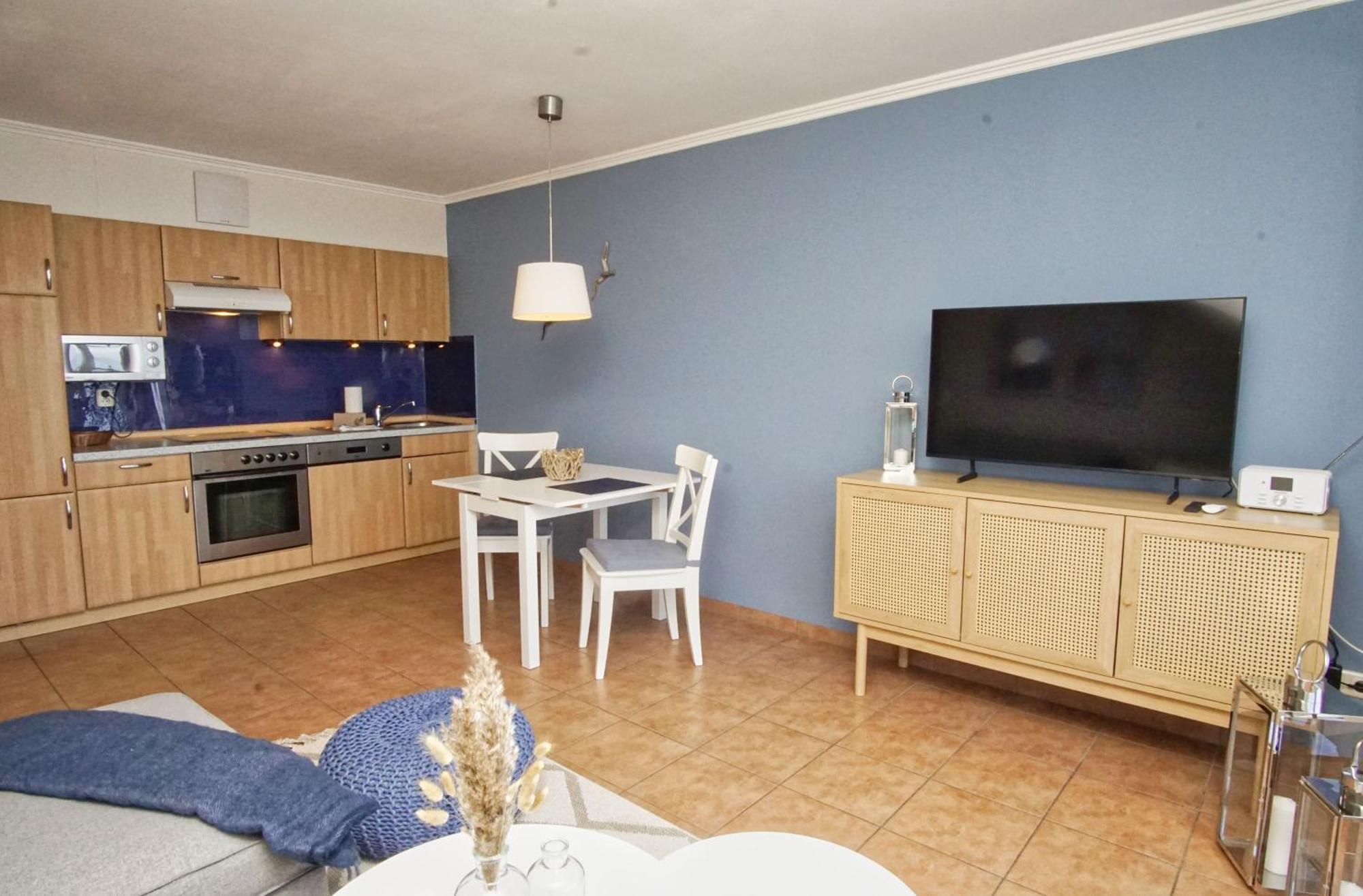 Ferienwohnung Mit Traumhaftem Meerblick - Haus Am Meer Fewo 11 Lohme Buitenkant foto